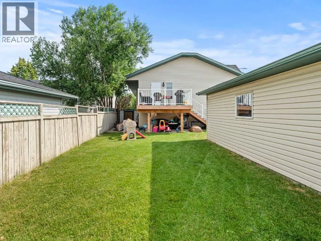 163 Strathaven Crescent