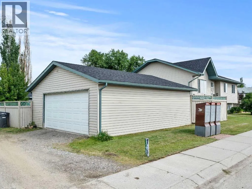163 Strathaven Crescent