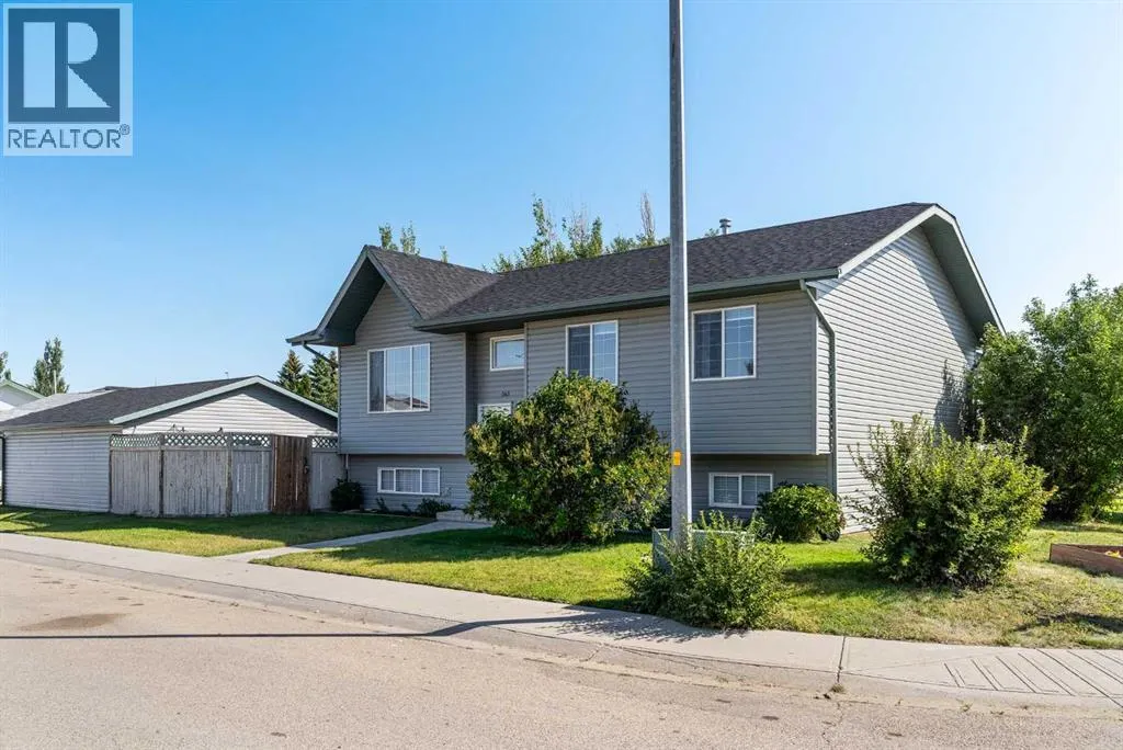 163 Strathaven Crescent