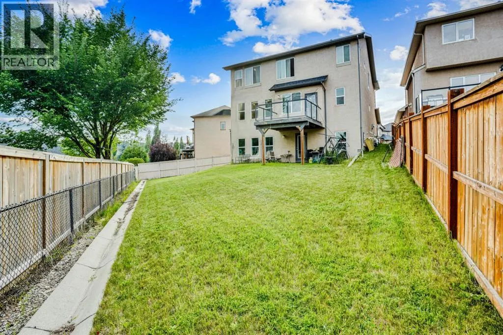 28 Elmont Mews SW