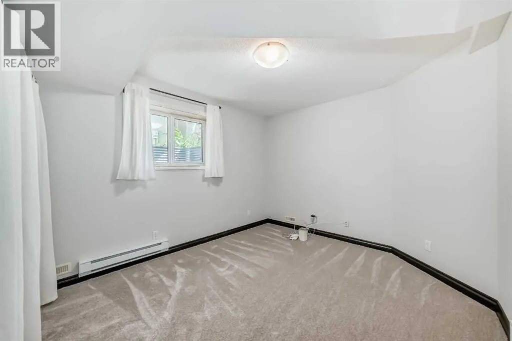 96 Douglas Shore Close SE