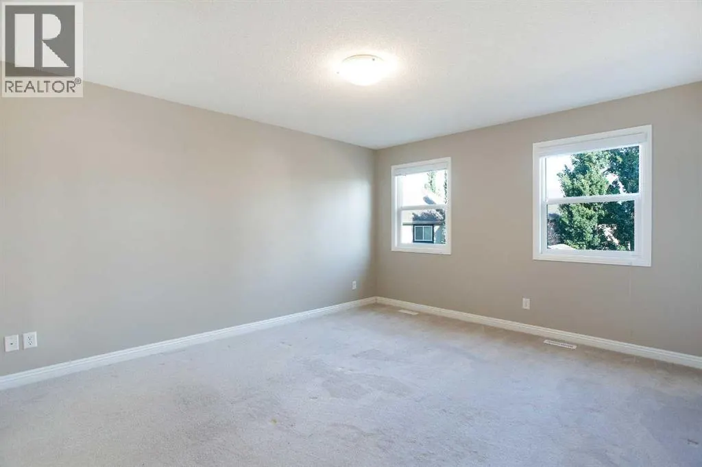 489 Mahogany Court SE