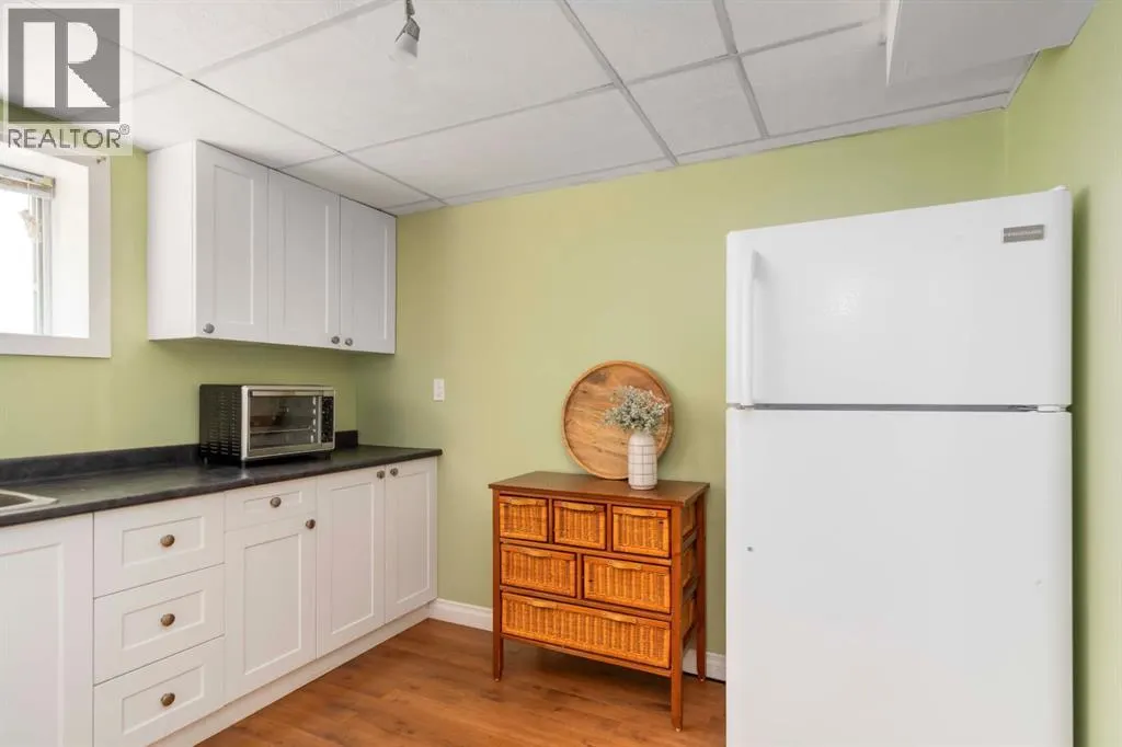 150 Hilltop Crescent
