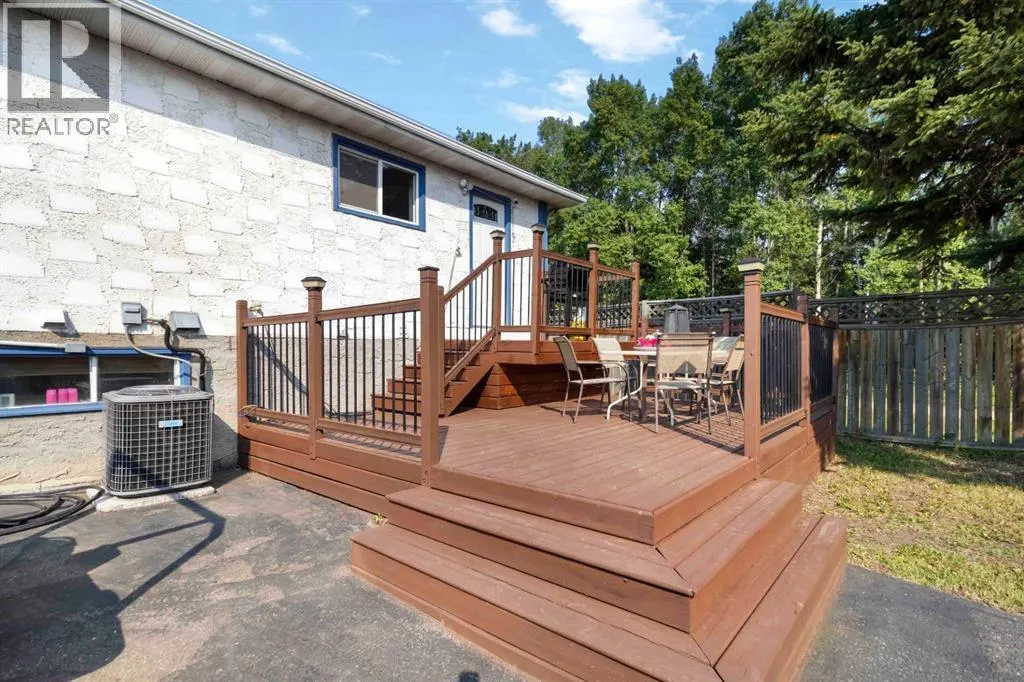 150 Hilltop Crescent