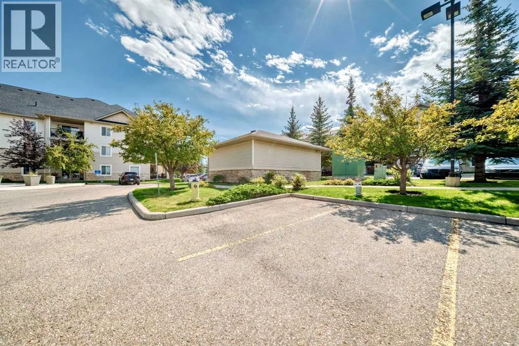 1225, 2371 Eversyde Avenue SW