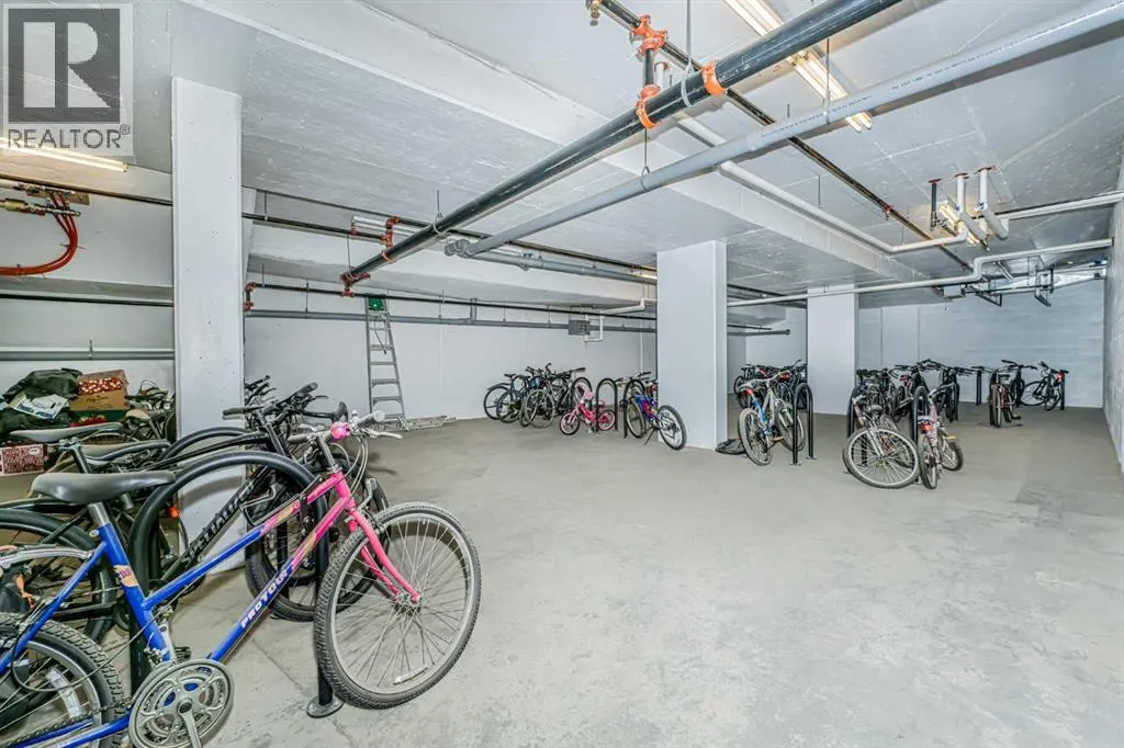 3215, 95 Burma Star Road SW