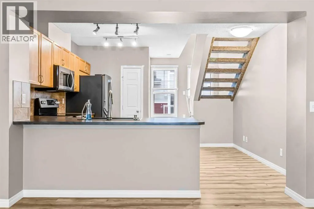 3232 New Brighton Gardens SE