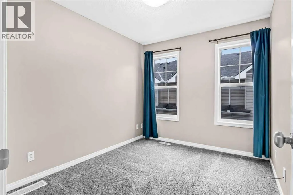 3232 New Brighton Gardens SE