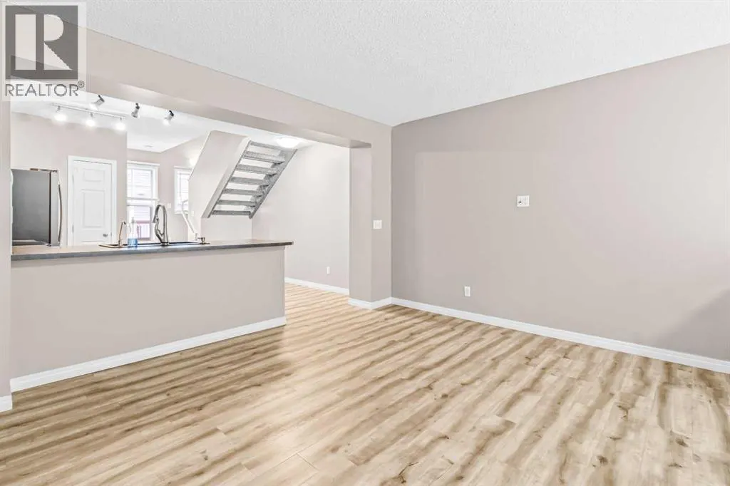 3232 New Brighton Gardens SE