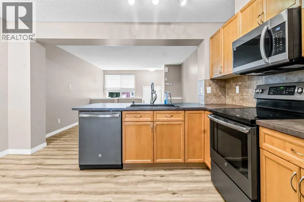 3232 New Brighton Gardens SE