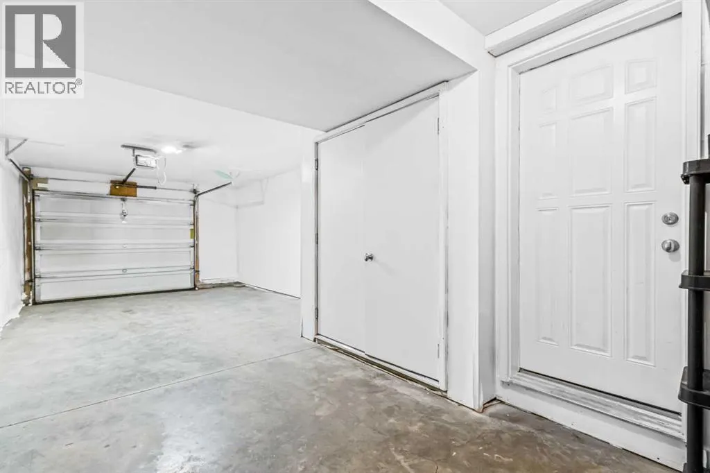 3232 New Brighton Gardens SE