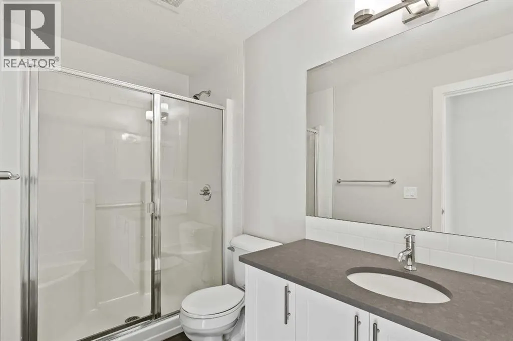 206, 100 Auburn Meadows Manor SE