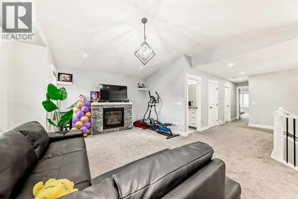 1120 Iron Landing Way