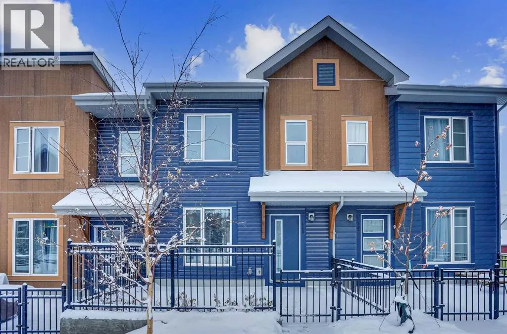 160 Livingston Common NE