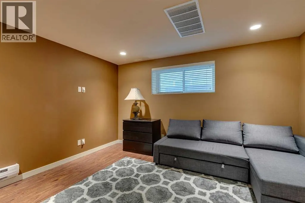 88 Cranford Crescent SE