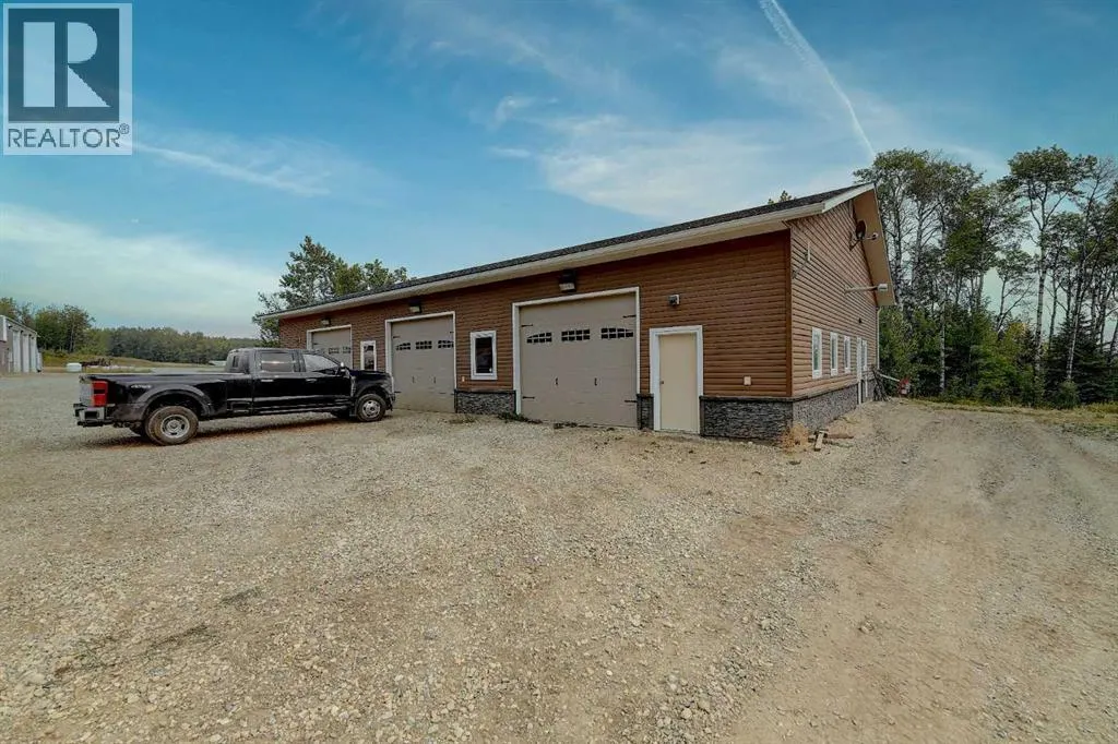 90058 A & 90058 B Township Road 720