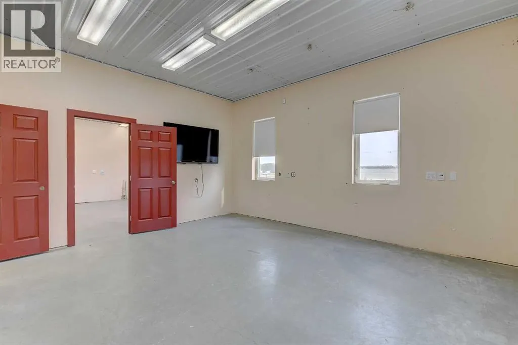 90058 A & 90058 B Township Road 720