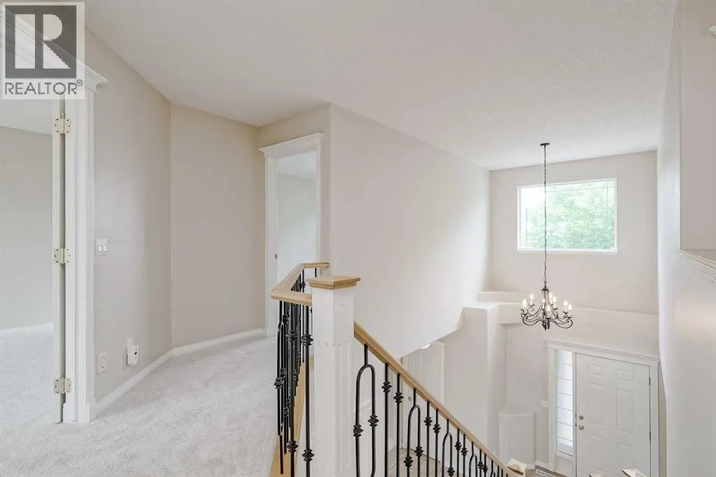 57 Royal Crest Terrace NW