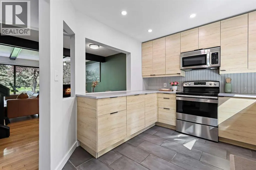 42, 10910 Bonaventure Drive SE