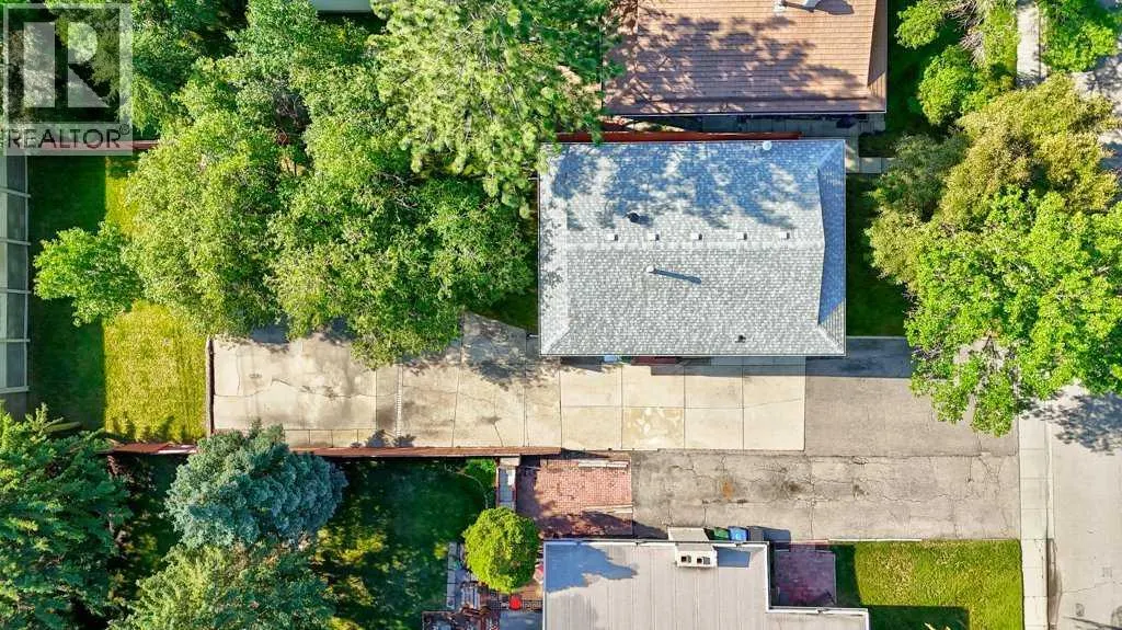 456 Cantrell Drive SW