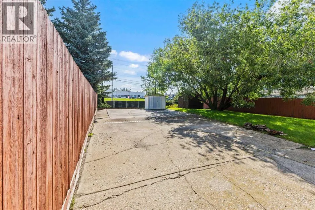 456 Cantrell Drive SW