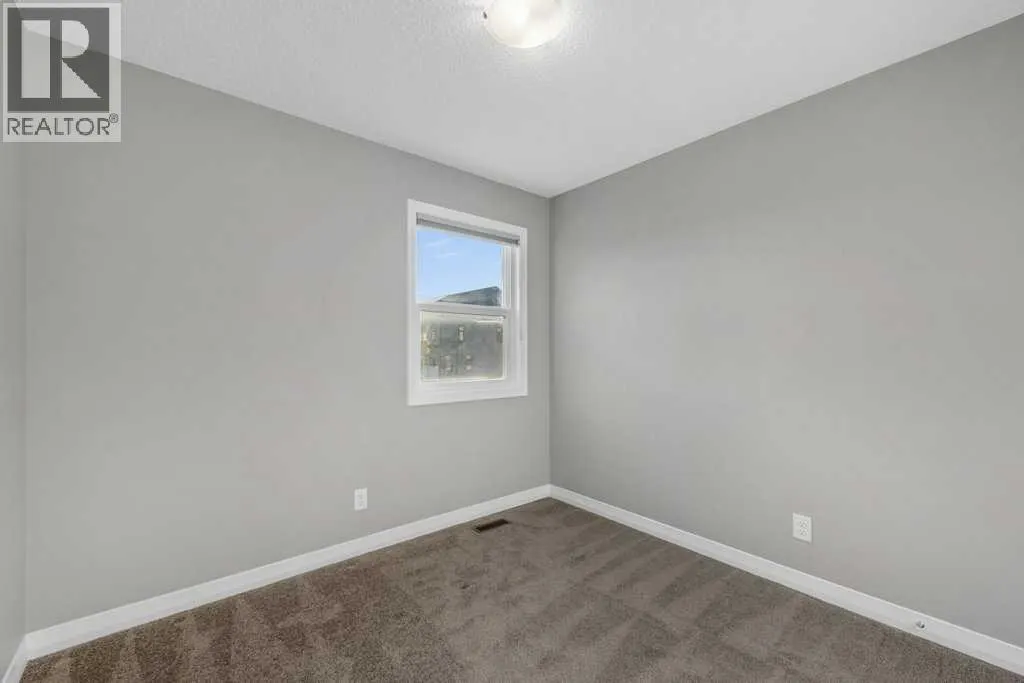 103 Masters Manor SE
