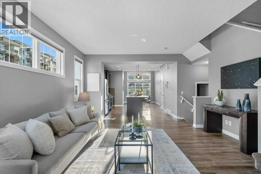 103 Masters Manor SE