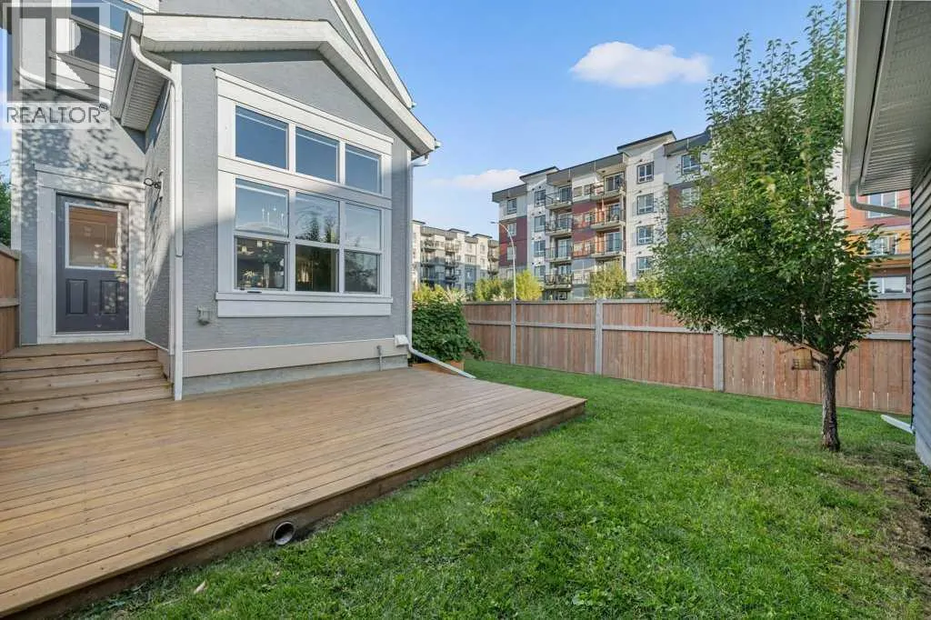 103 Masters Manor SE