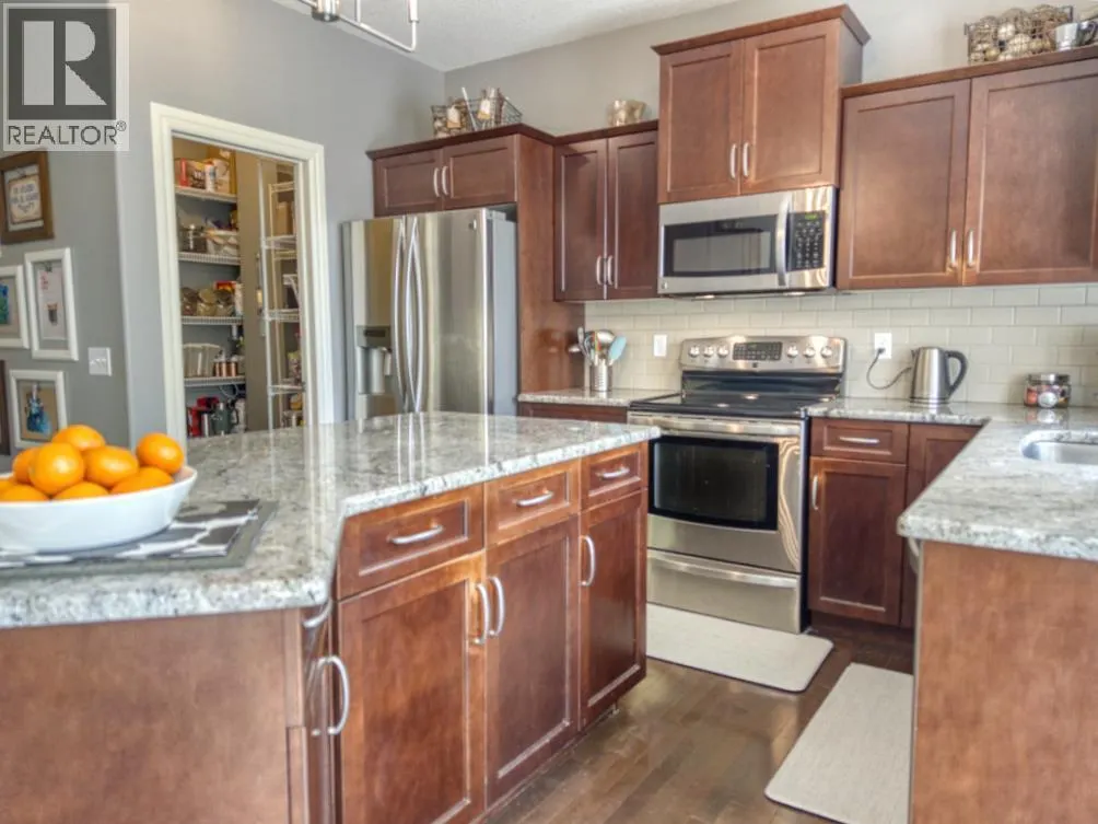 27 Tuscany Estates Drive NW