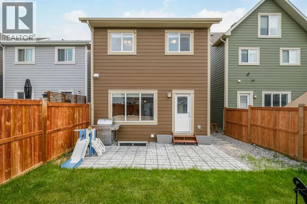 53 Masters Street SE
