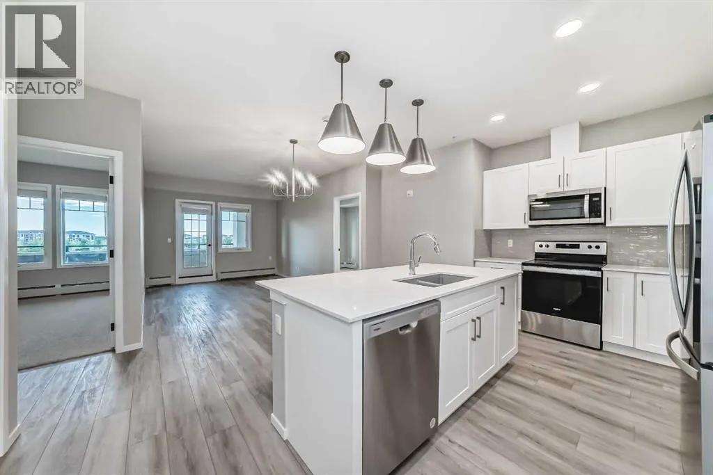 212, 140 Mahogany Street SE