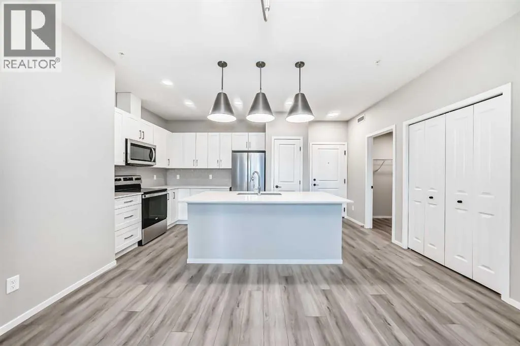 212, 140 Mahogany Street SE