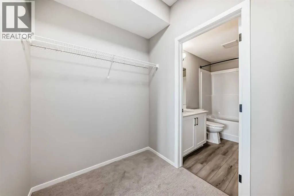 212, 140 Mahogany Street SE