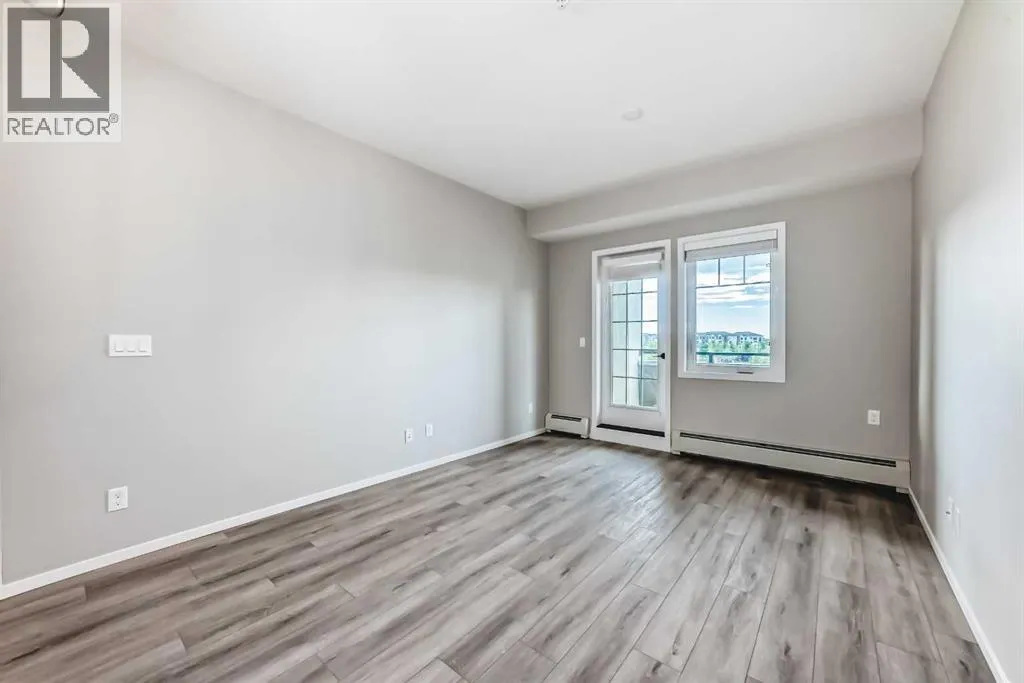 212, 140 Mahogany Street SE