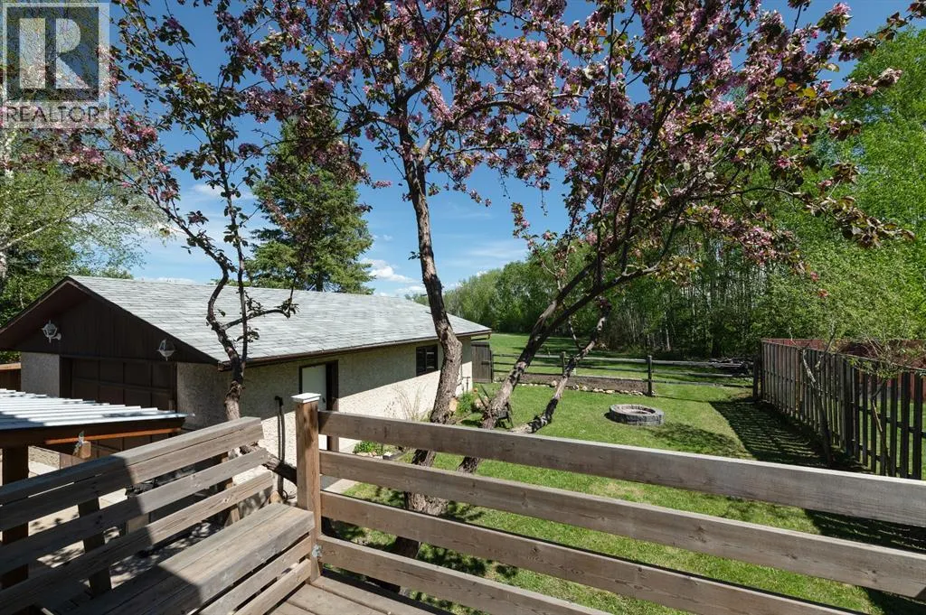 128 Ermine Crescent