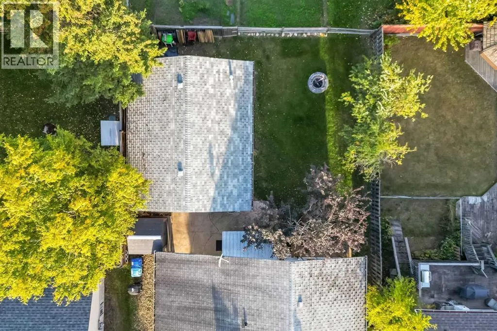 128 Ermine Crescent