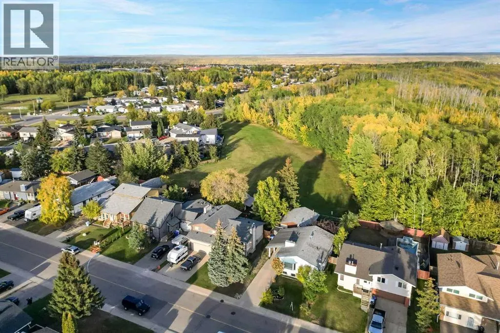 128 Ermine Crescent