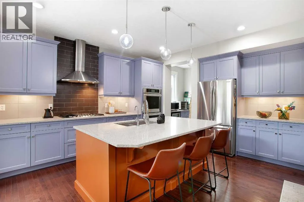 216 Mahogany Bay SE