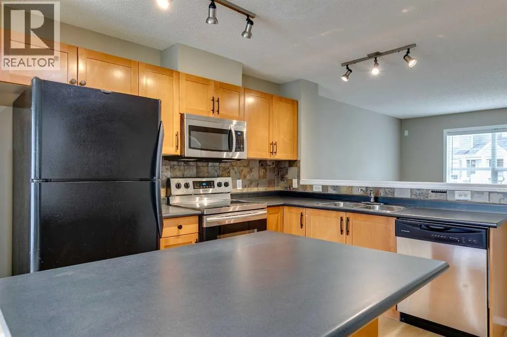 284 Elgin Gardens SE