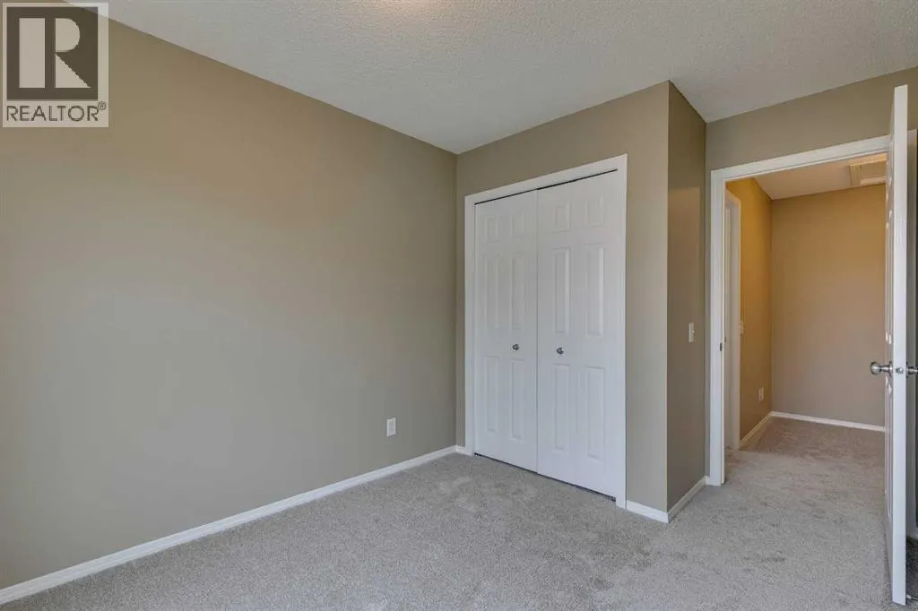 284 Elgin Gardens SE