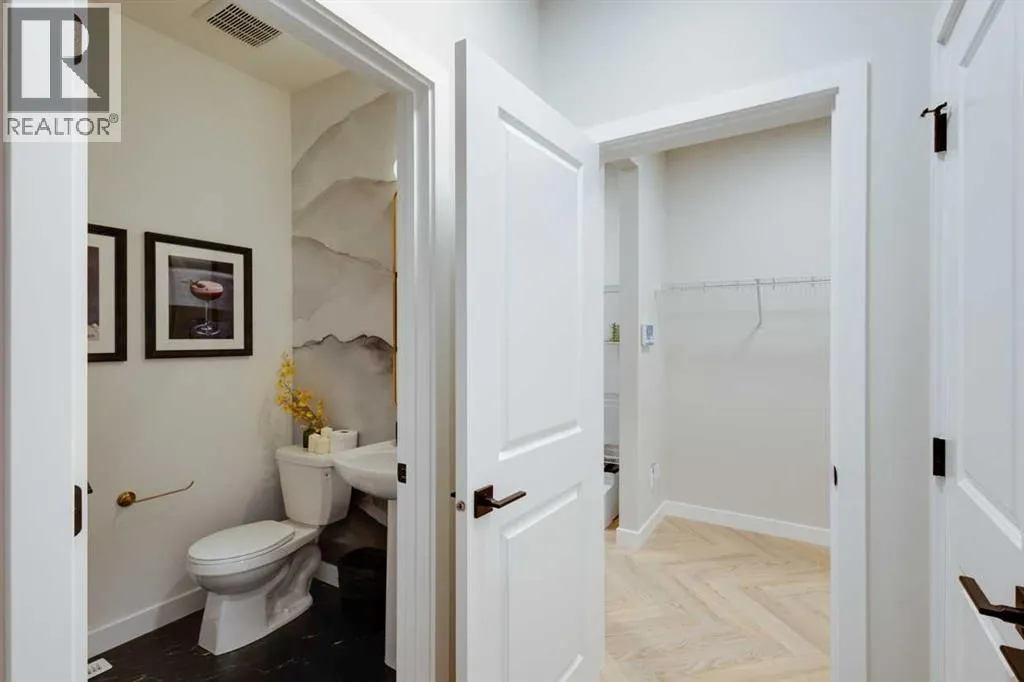 112 Sundown Crescent