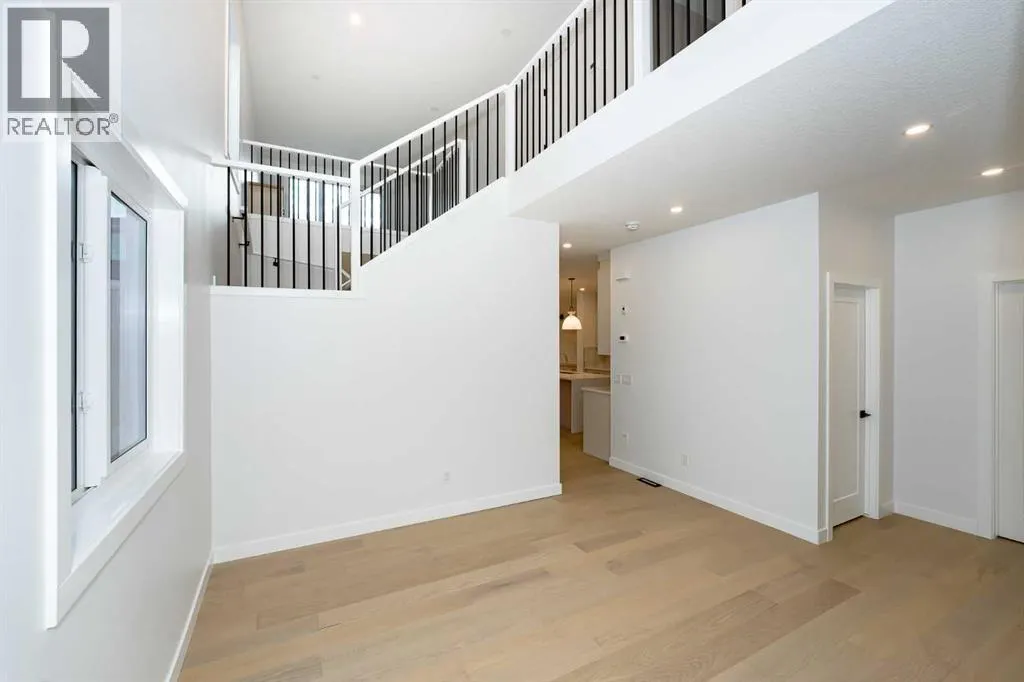 566 Rivercrest View