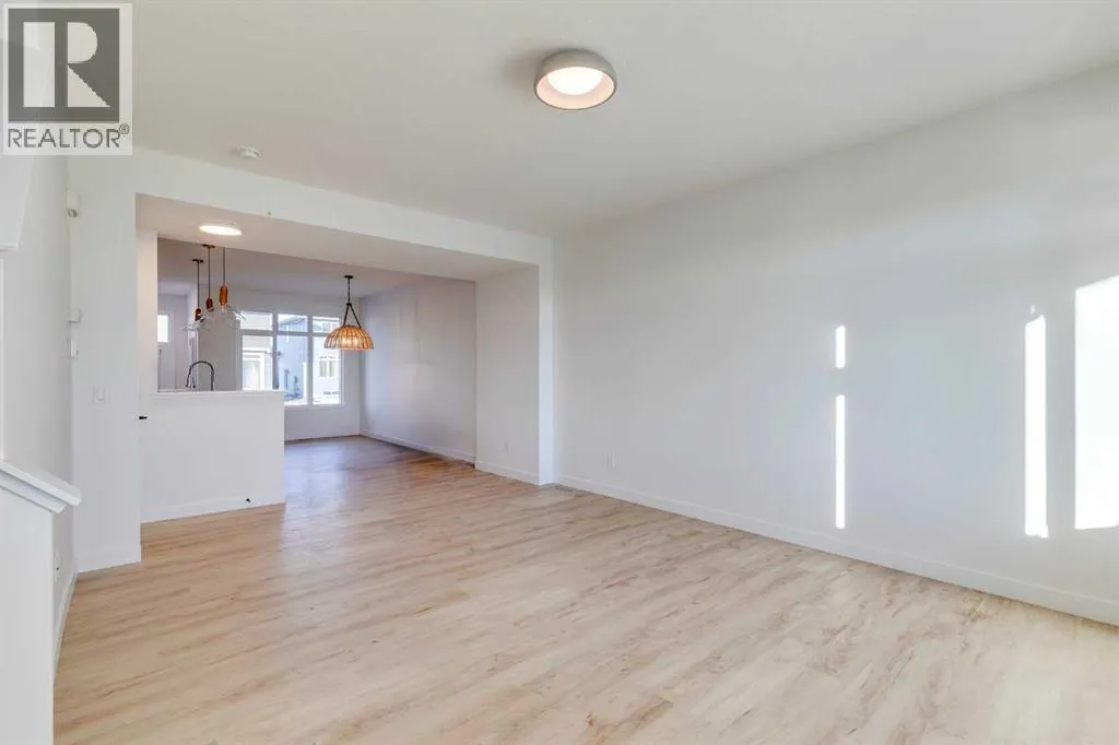 403 Clydesdale Avenue