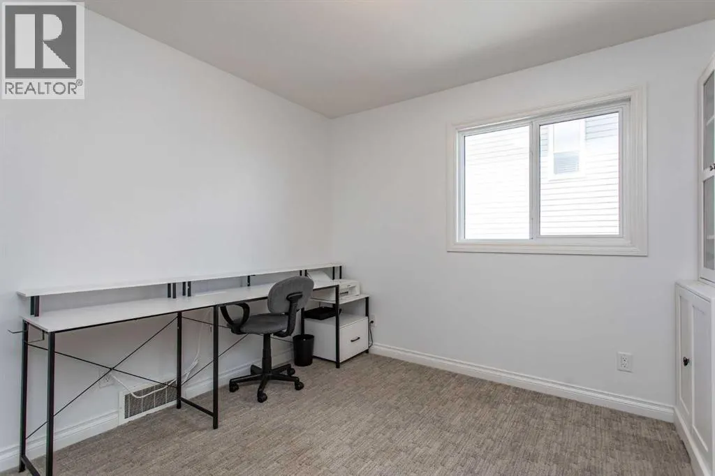 66 WOODBINE Avenue