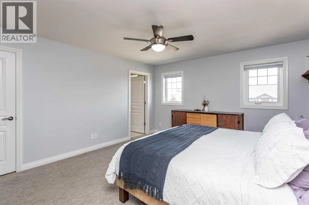 66 WOODBINE Avenue