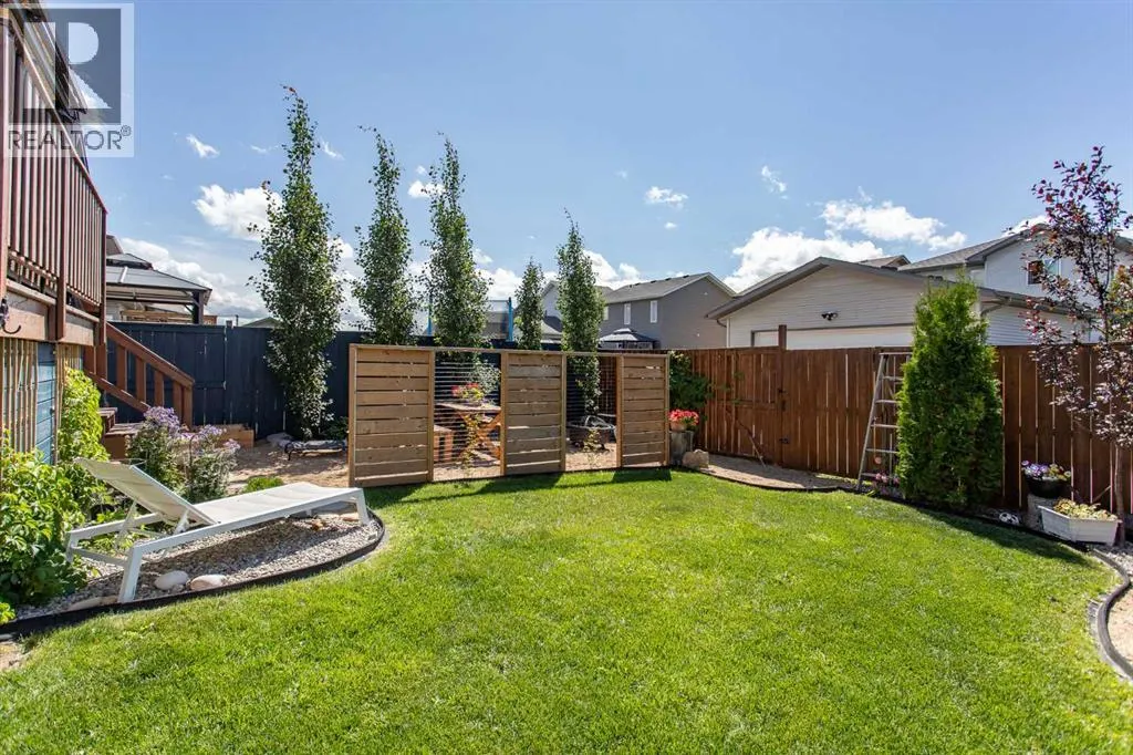 66 WOODBINE Avenue