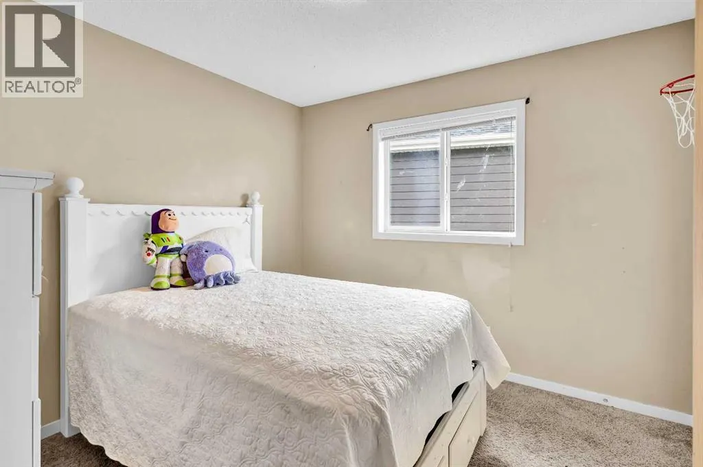 216 Copperpond Green SE