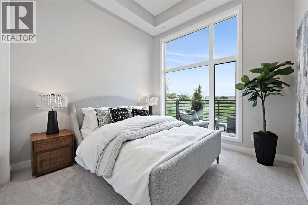 102, 130 Marina Cove SE