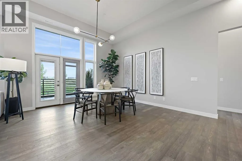 102, 130 Marina Cove SE