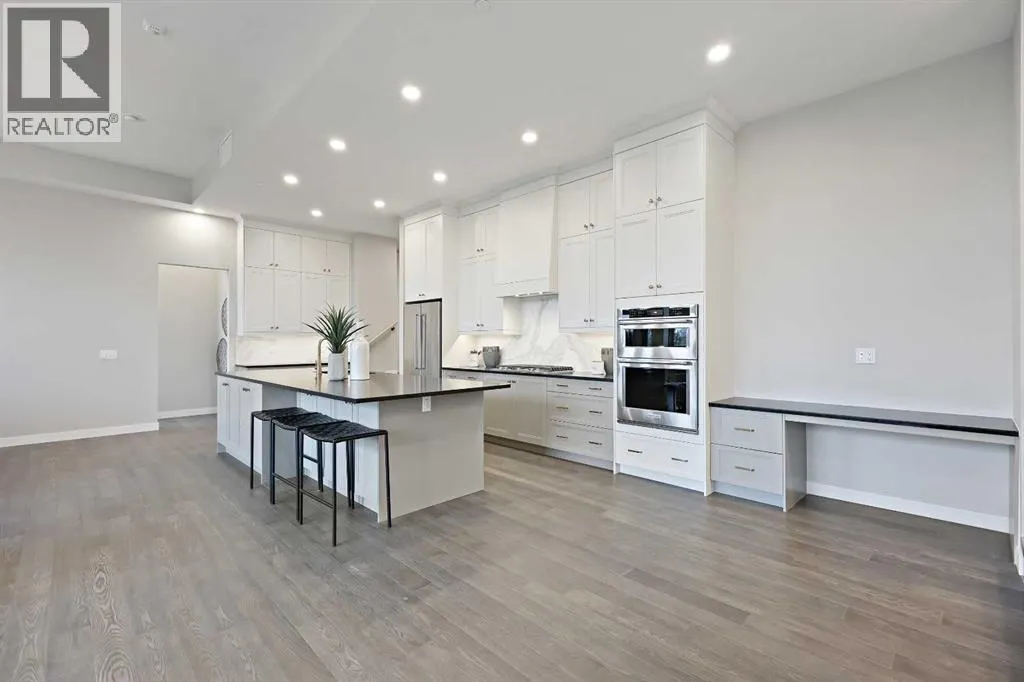 102, 130 Marina Cove SE